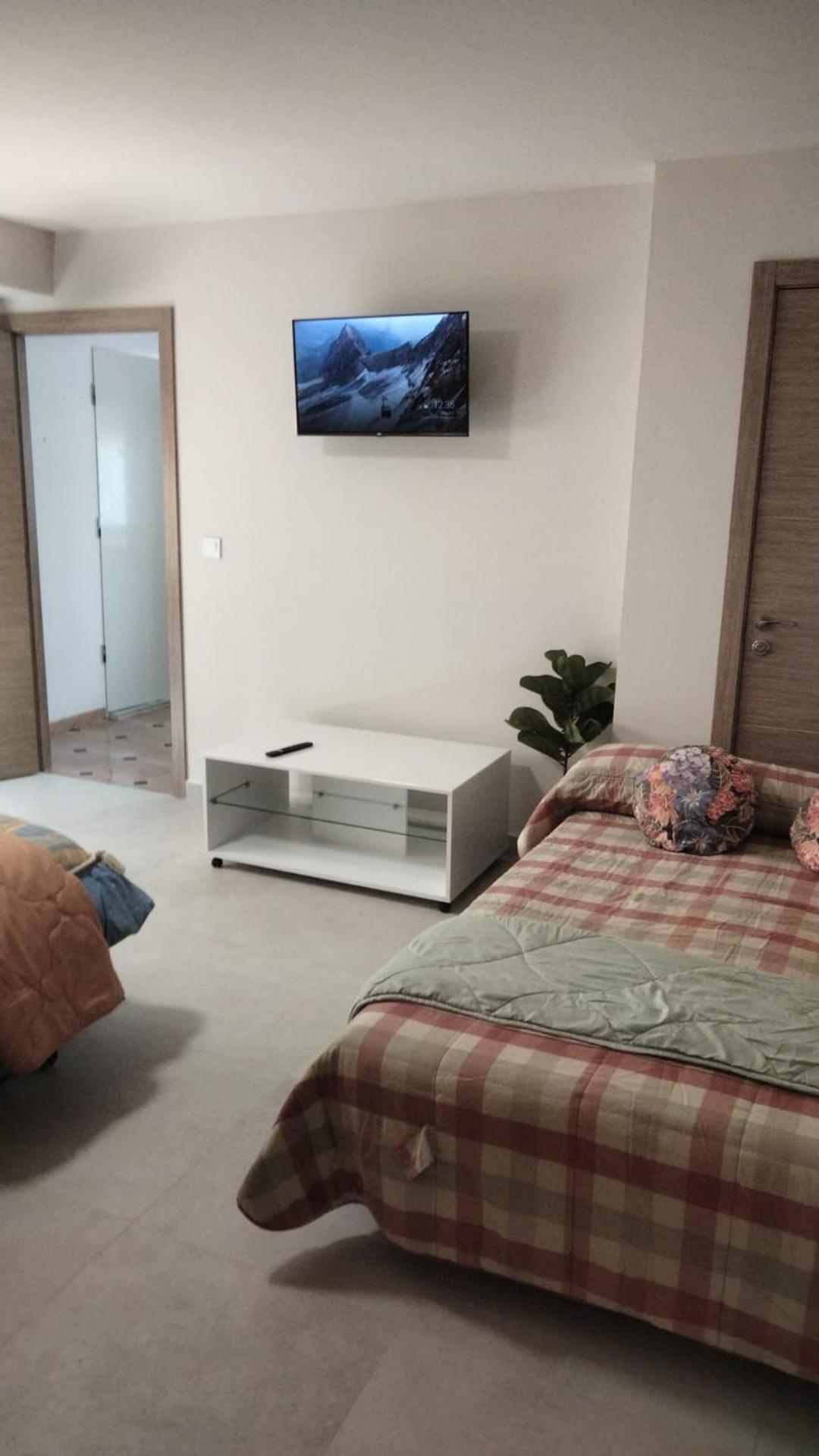 Apartamentos La Fuente Ribadeo Dış mekan fotoğraf